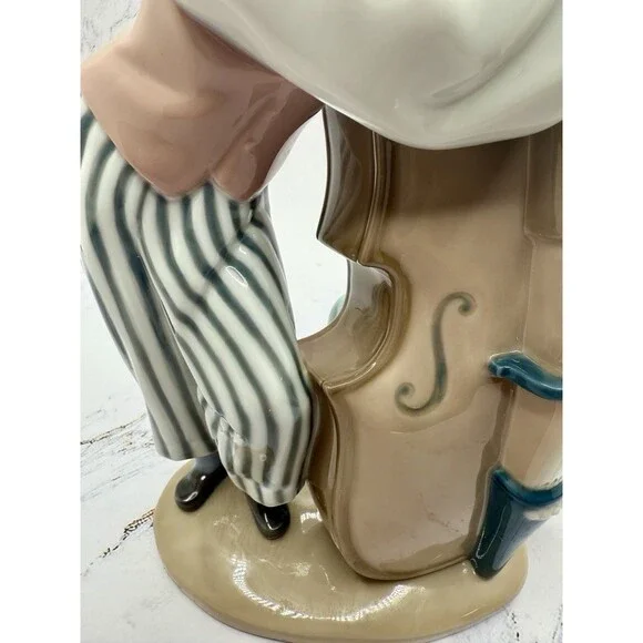 SOLD**Lladro Black Legacy Jazz Bass Band Boy Musician #5834, 10" Tall, Excellent - Picture 9 of 10